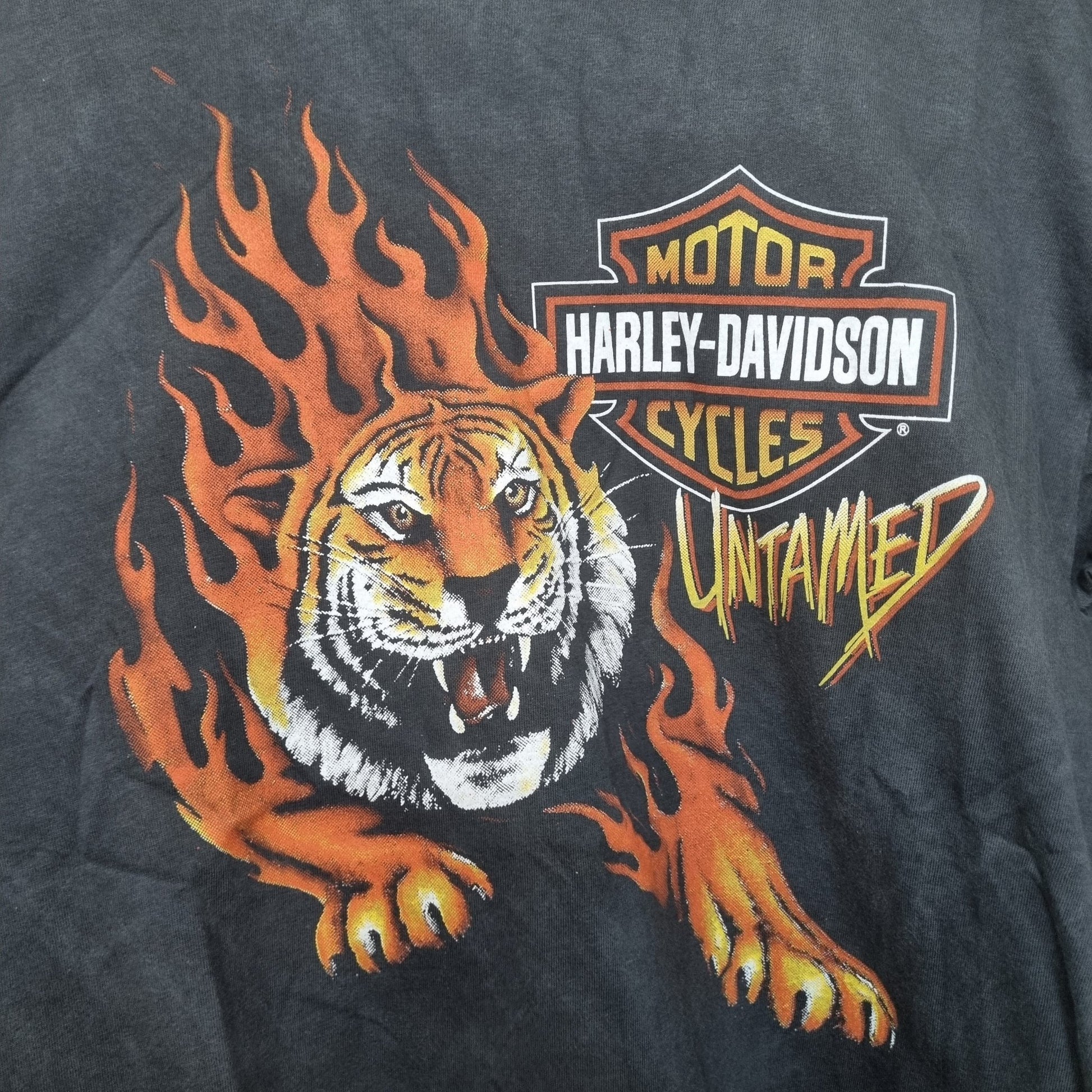 Harley Davidson Motorcycles Vintage T Shirt Untamed Tiger Flame Logo Graphic vintage graphic Clothes, Shoes & Accessories:Men:Men's Clothing:Shirts & Tops:T-Shirts by Golden Era Tees